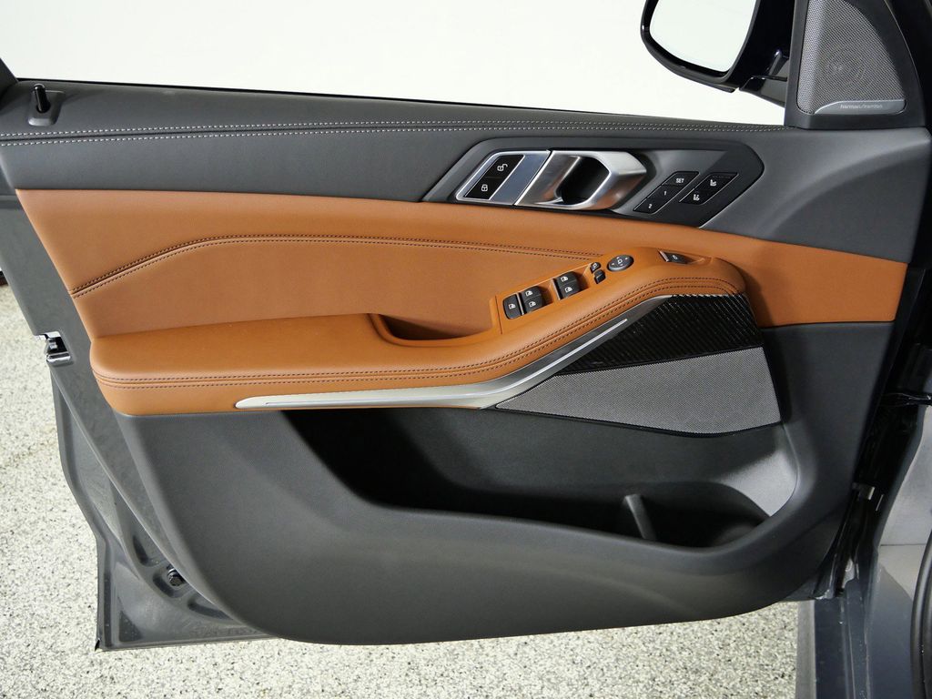 Thumbnail: 2026 BMW X5 - 34