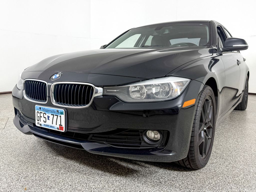 Thumbnail: 2015 BMW 3 Series - 5