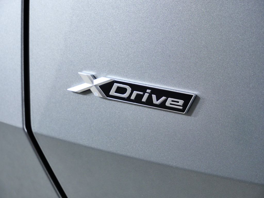 Thumbnail: 2026 BMW X3 - 13