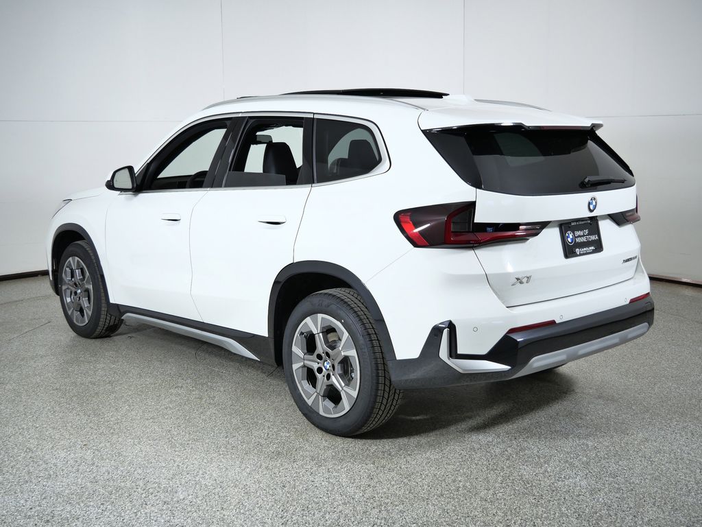Thumbnail: 2026 BMW X1 - 14