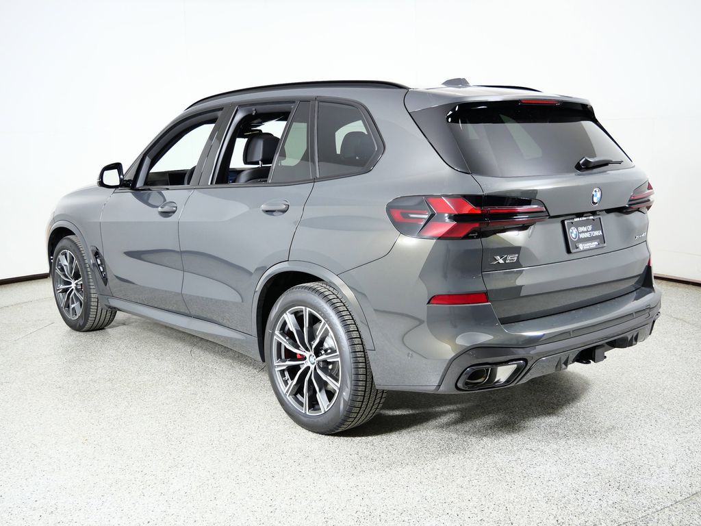 Thumbnail: 2026 BMW X5 - 14
