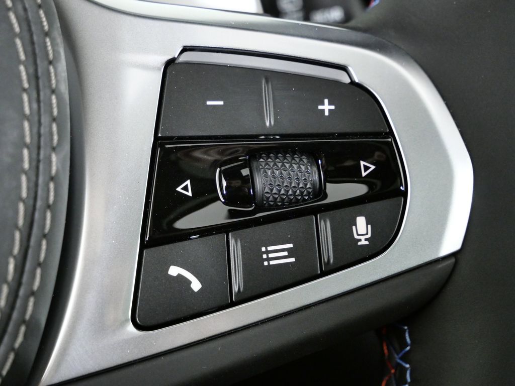 Thumbnail: 2026 BMW X5 - 42