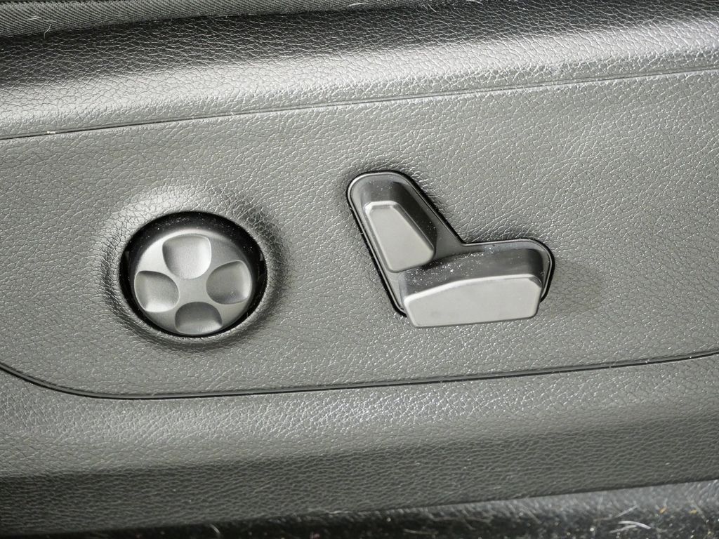 Thumbnail: 2022 RAM 1500 - 23