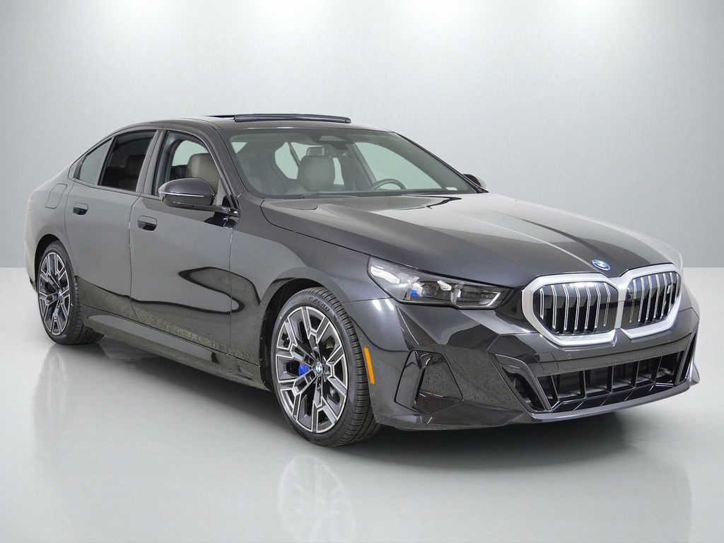 Thumbnail: 2026 BMW i5 - 8