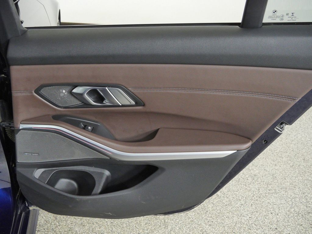 Thumbnail: 2020 BMW 3 Series - 25
