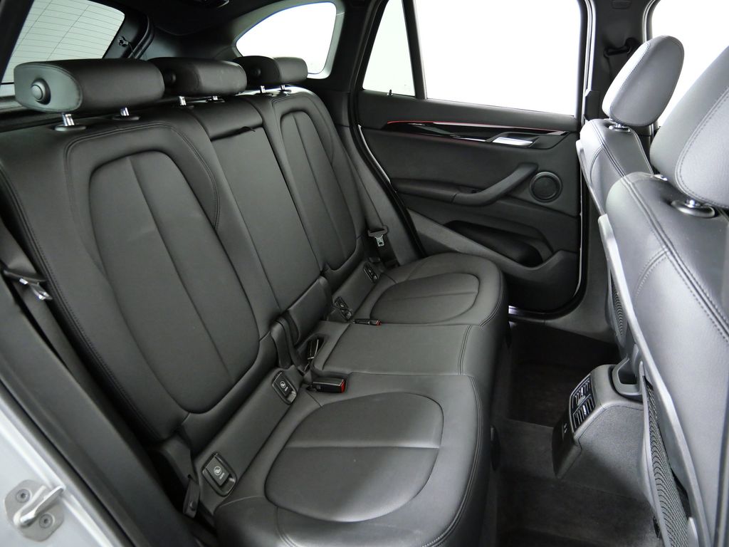 Thumbnail: 2021 BMW X1 - 27