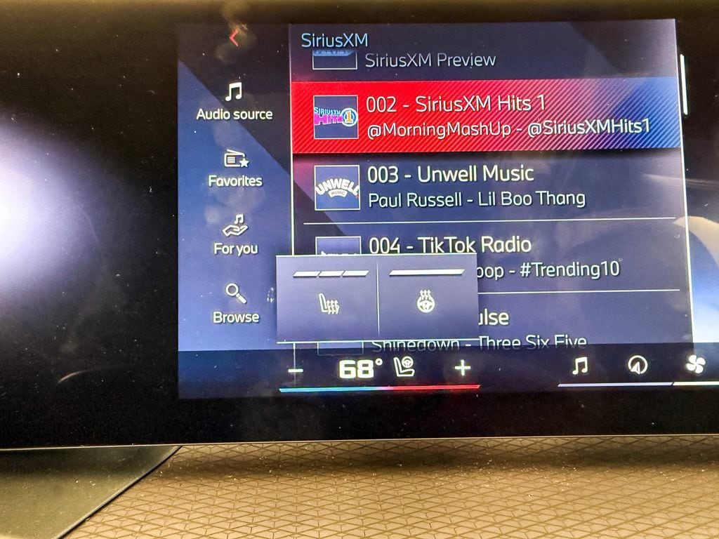 Thumbnail: 2025 BMW i4 - 51