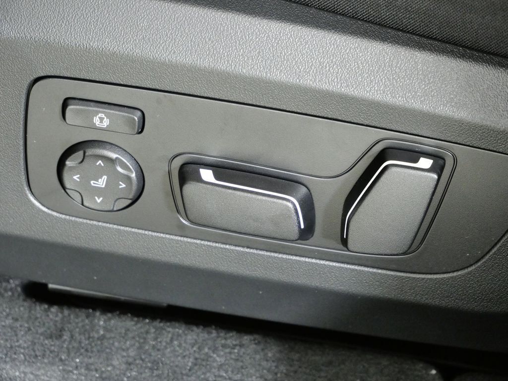 Thumbnail: 2026 BMW X3 - 38