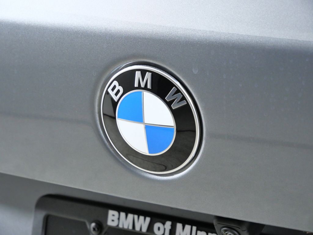 Thumbnail: 2026 BMW X5 - 11