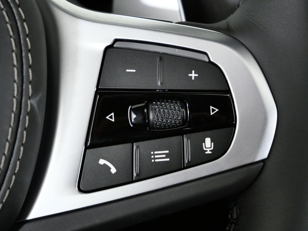 Thumbnail: 2026 BMW X6 - 42