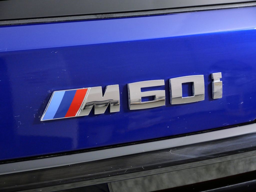 Thumbnail: 2026 BMW X7 - 12