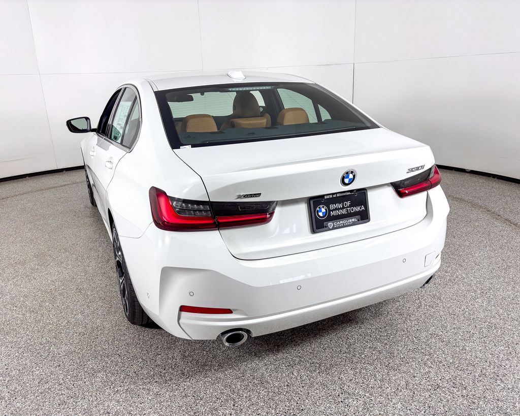 Thumbnail: 2025 BMW 3 Series - 11