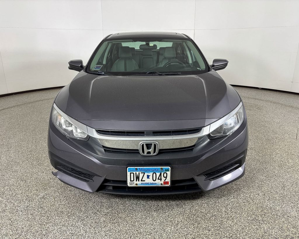 Thumbnail: 2016 Honda Civic - 3