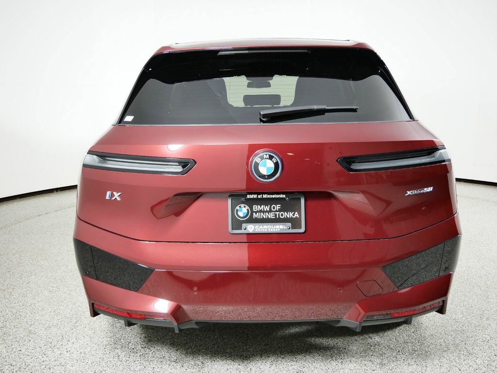 Thumbnail: 2025 BMW iX - 14
