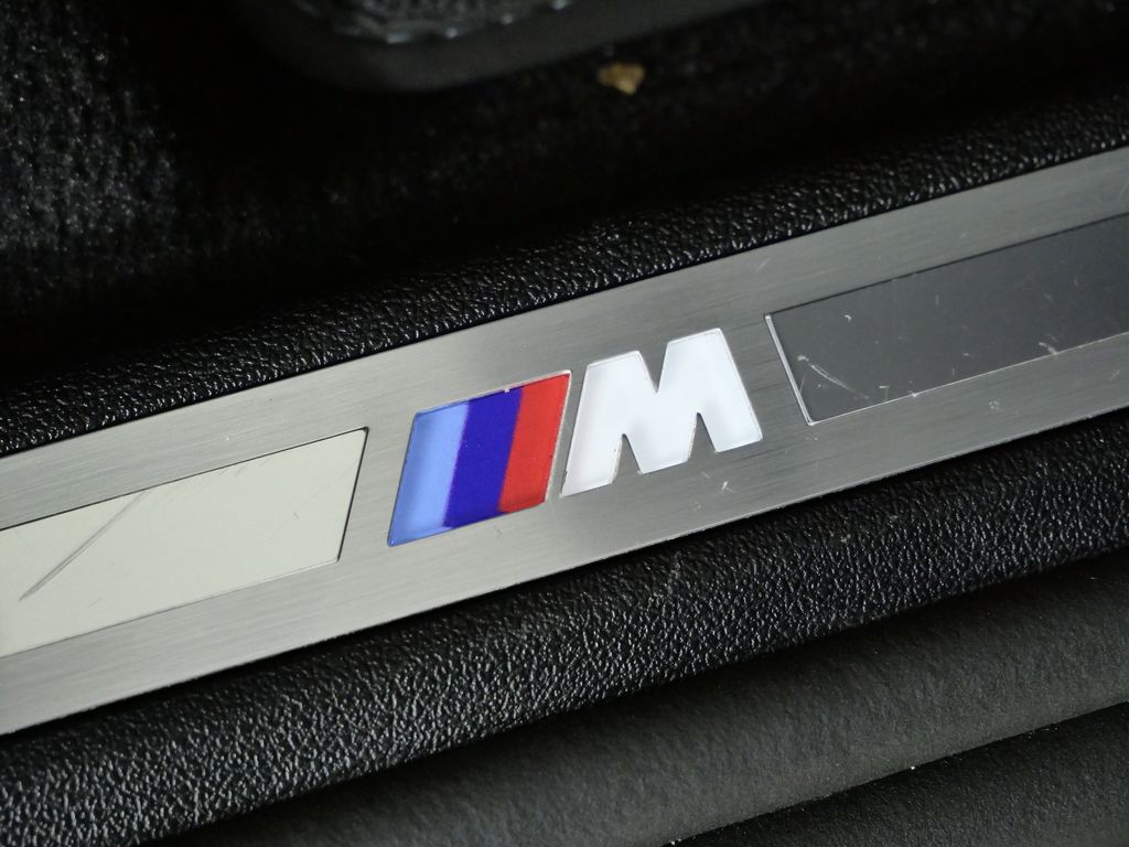 Thumbnail: 2025 BMW X7 - 28