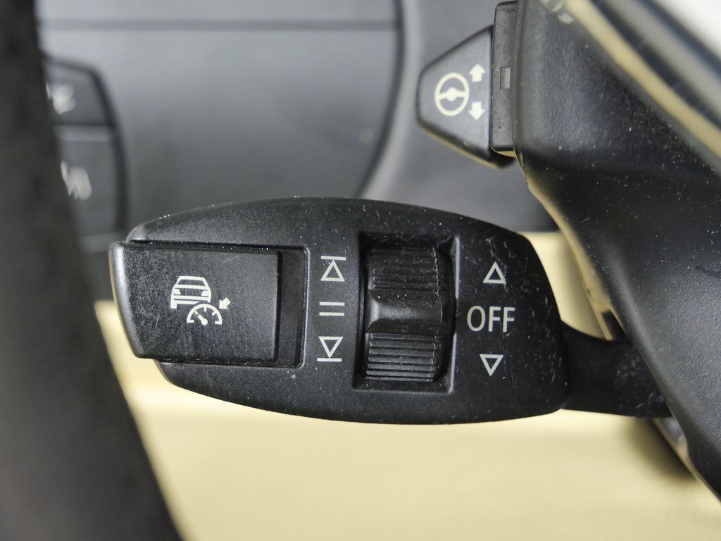 Thumbnail: 2008 BMW 6 Series - 45