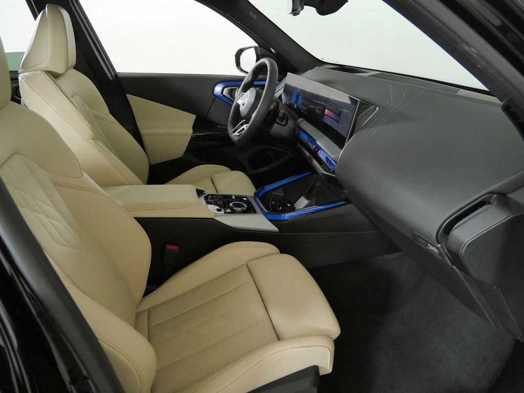 Thumbnail: 2026 BMW X3 - 21