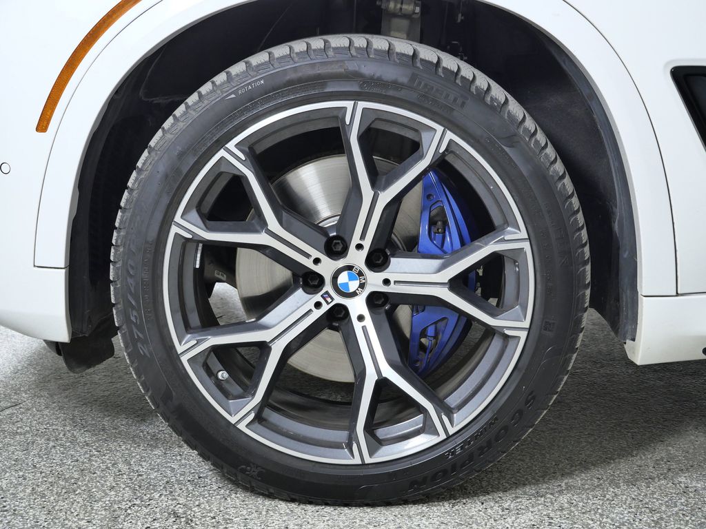 Thumbnail: 2022 BMW X5 - 18