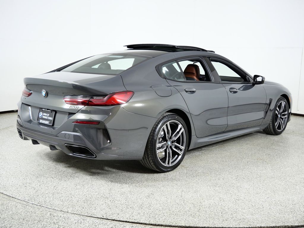 Thumbnail: 2026 BMW 8 Series - 9