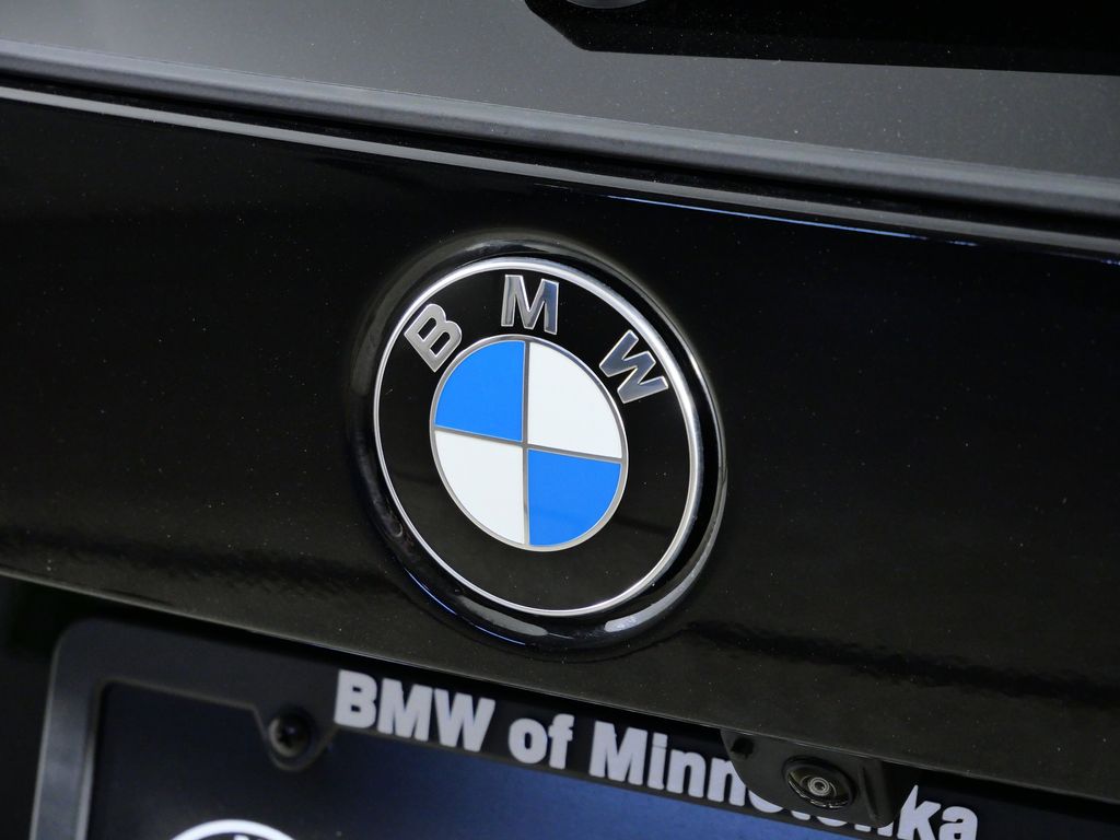 Thumbnail: 2026 BMW X1 - 11