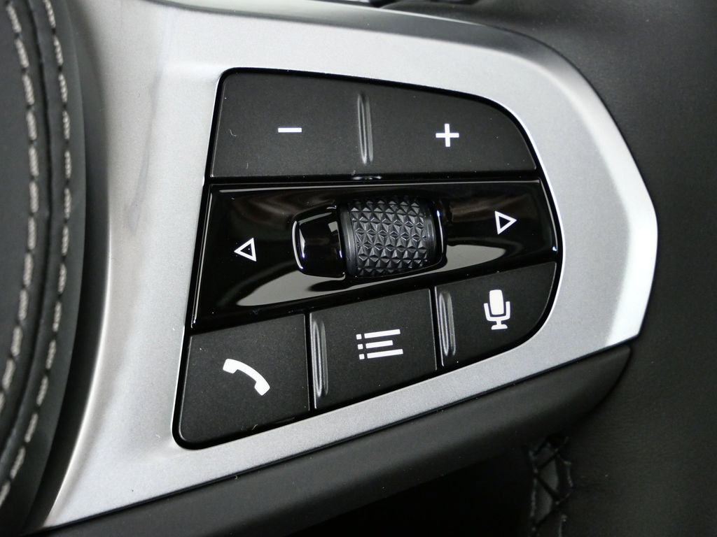 Thumbnail: 2026 BMW X5 - 41