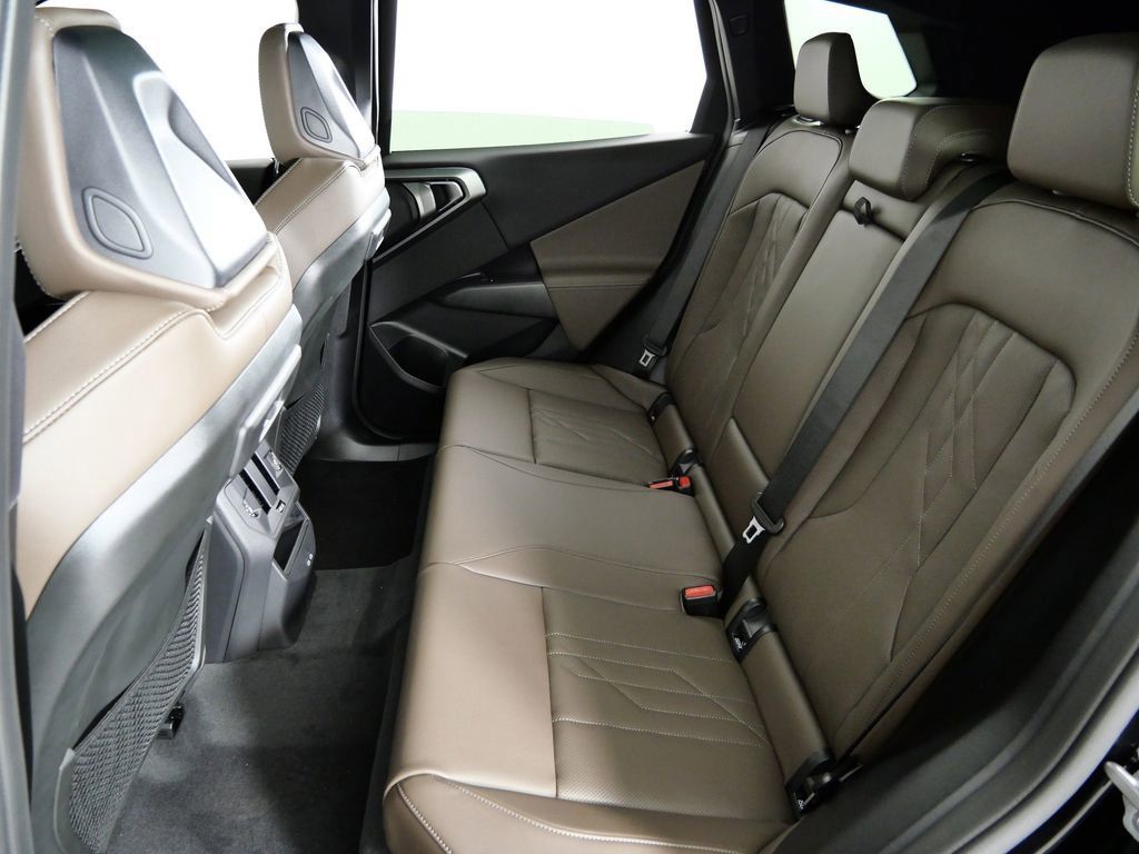 Thumbnail: 2026 BMW X3 - 33