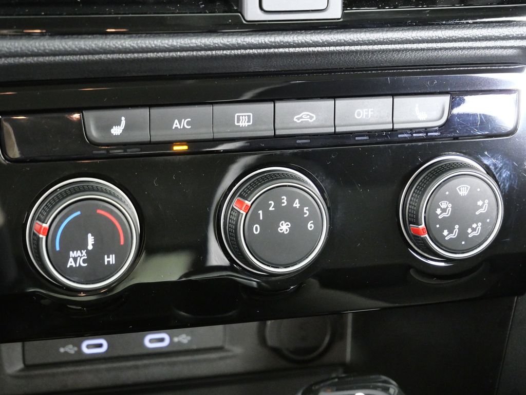 Thumbnail: 2024 Volkswagen Taos - 42