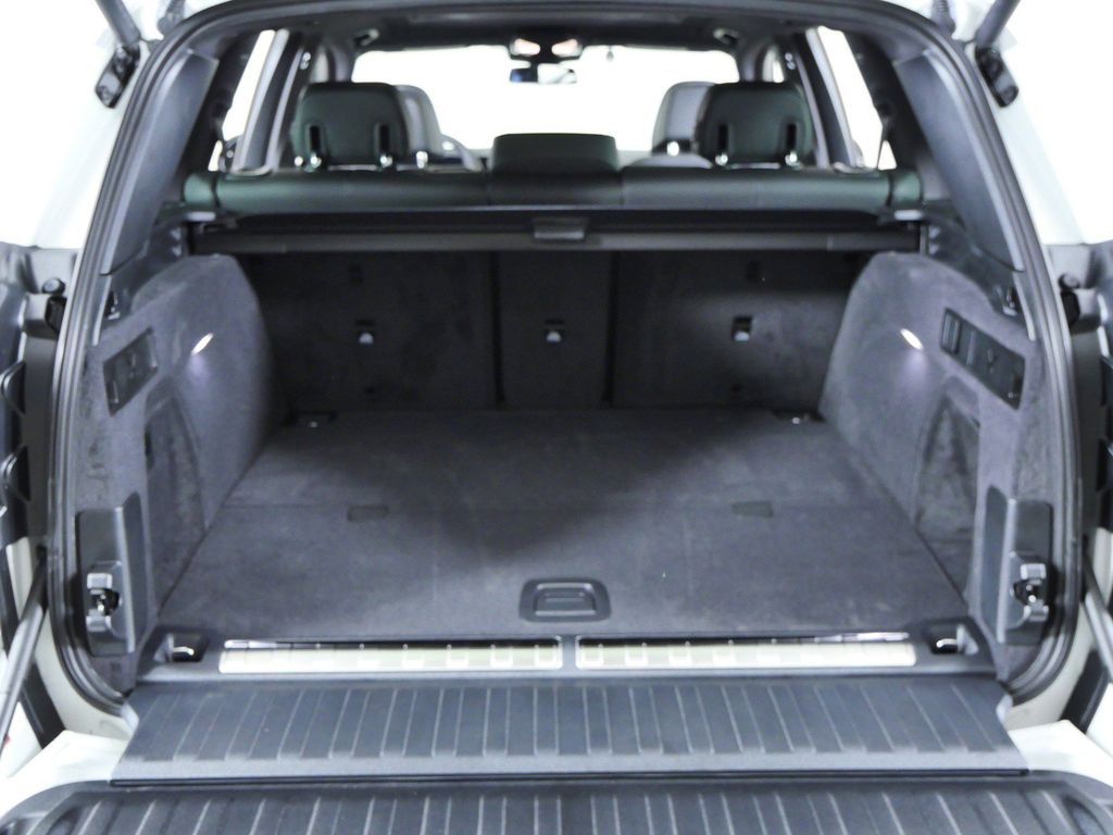 Thumbnail: 2026 BMW X5 - 26