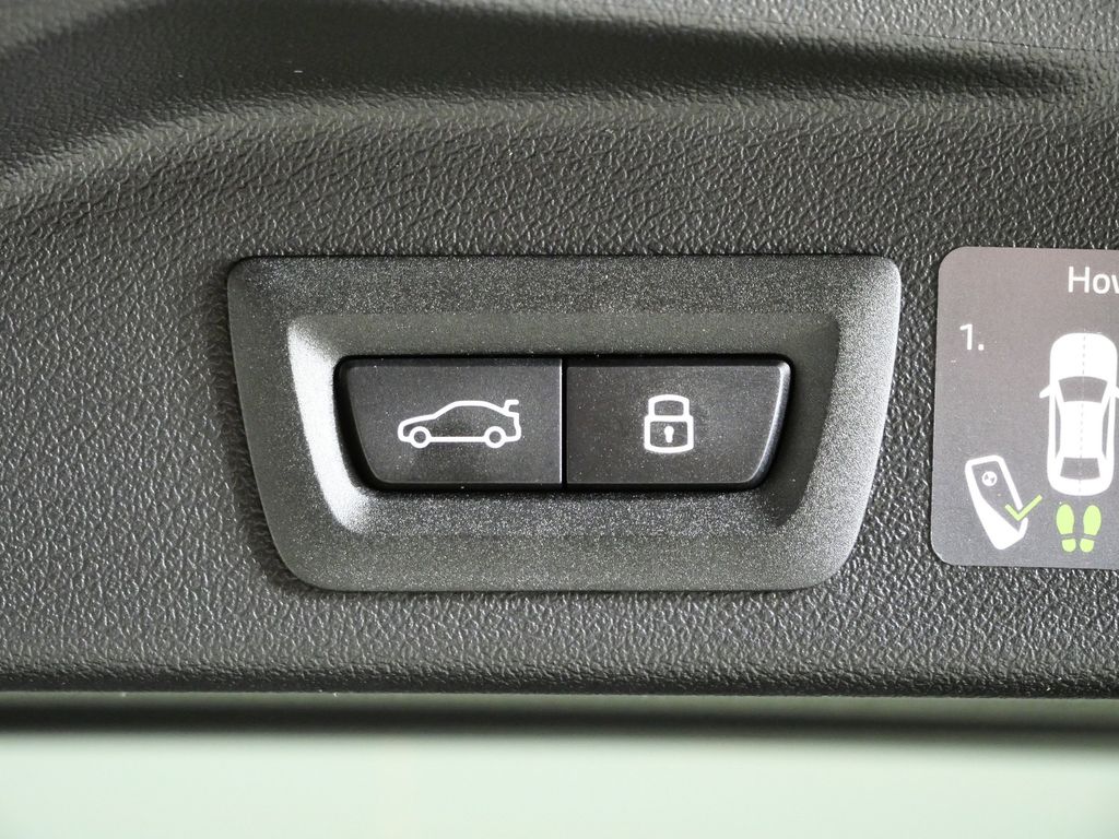 Thumbnail: 2026 BMW X5 - 30