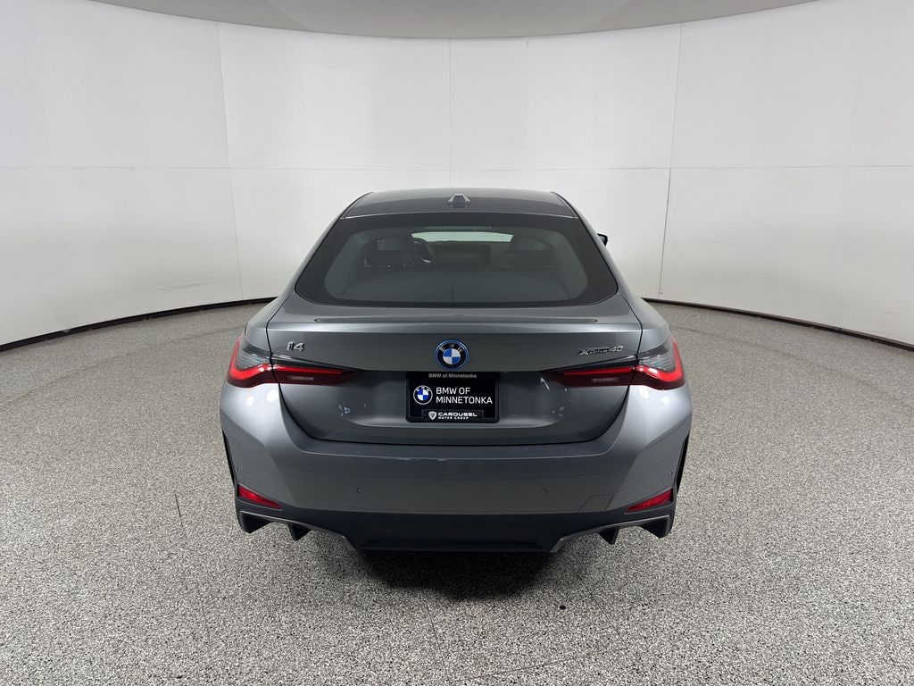 Thumbnail: 2025 BMW i4 - 7