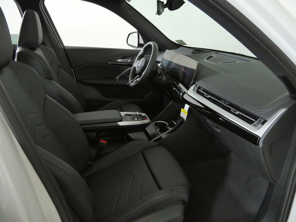 Thumbnail: 2026 BMW X1 - 20