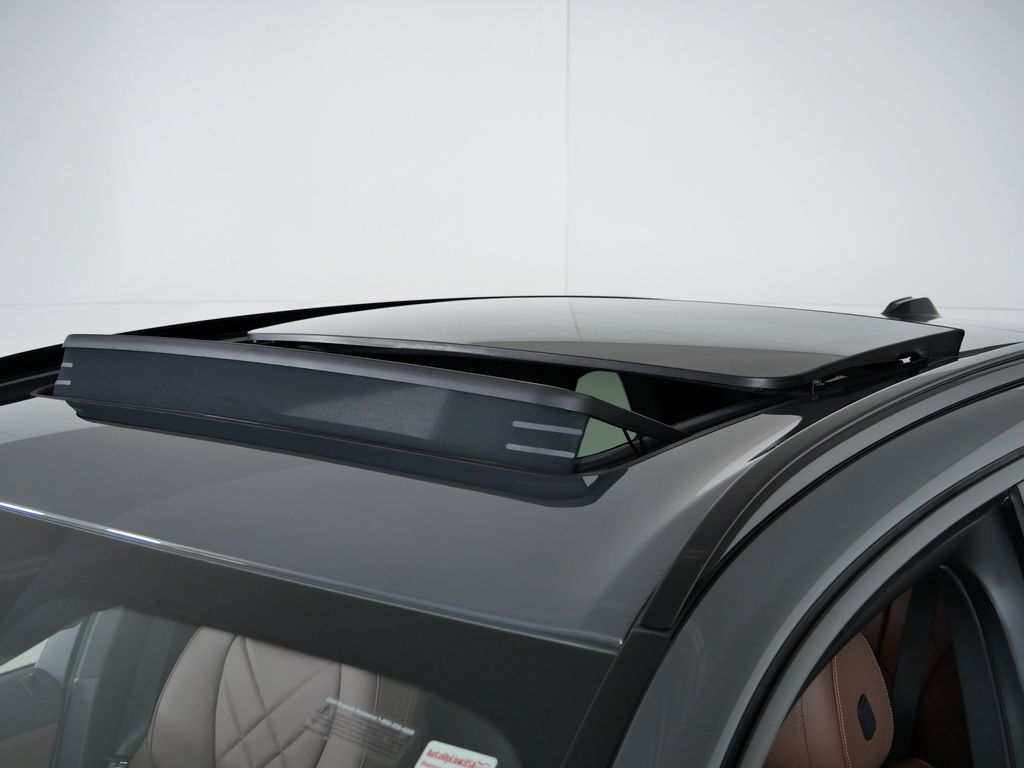 Thumbnail: 2026 BMW X5 - 18