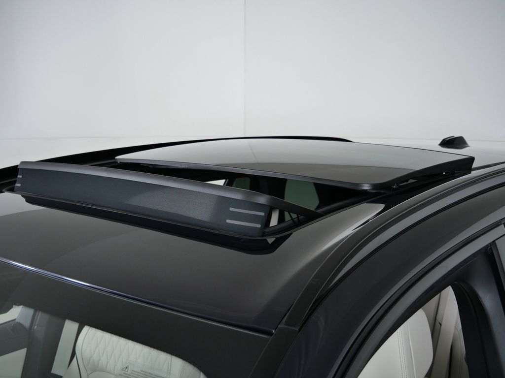 Thumbnail: 2026 BMW X5 - 18