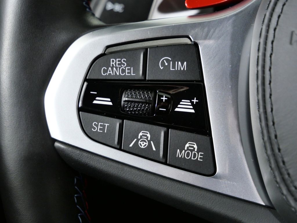 Thumbnail: 2025 BMW M8 - 41