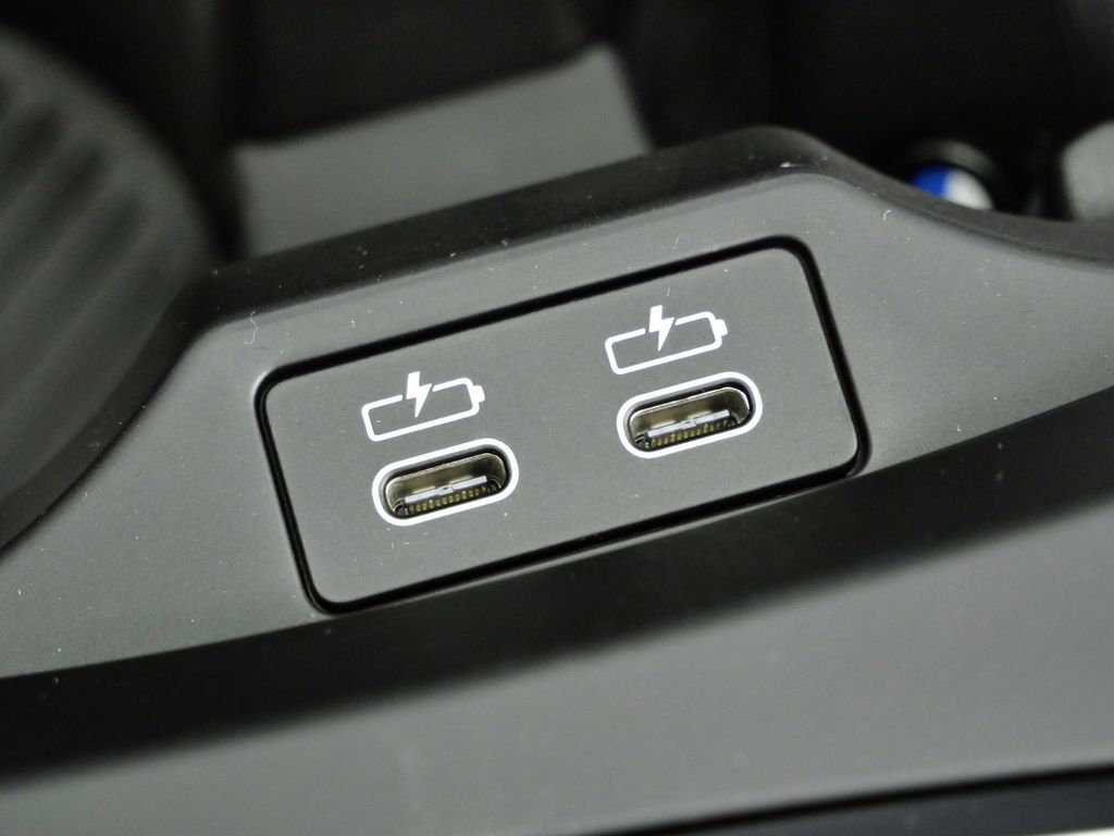 Thumbnail: 2026 BMW 2 Series - 45