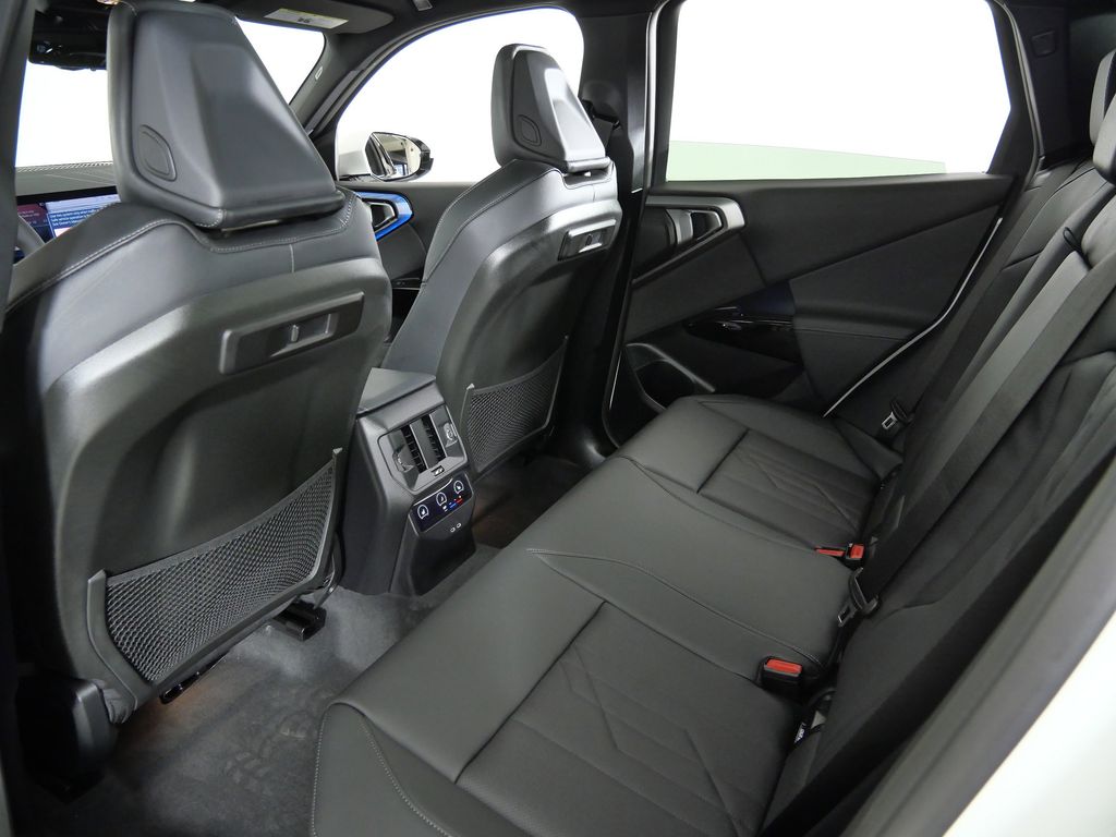 Thumbnail: 2026 BMW X3 - 31