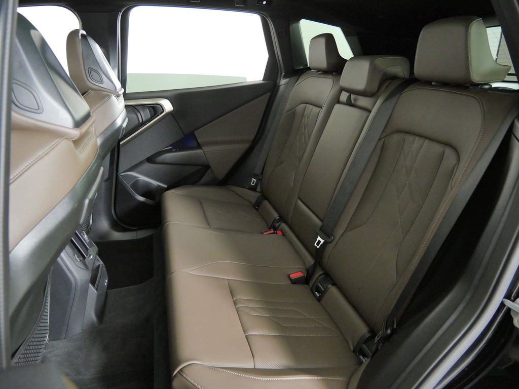 Thumbnail: 2025 BMW X3 - 36