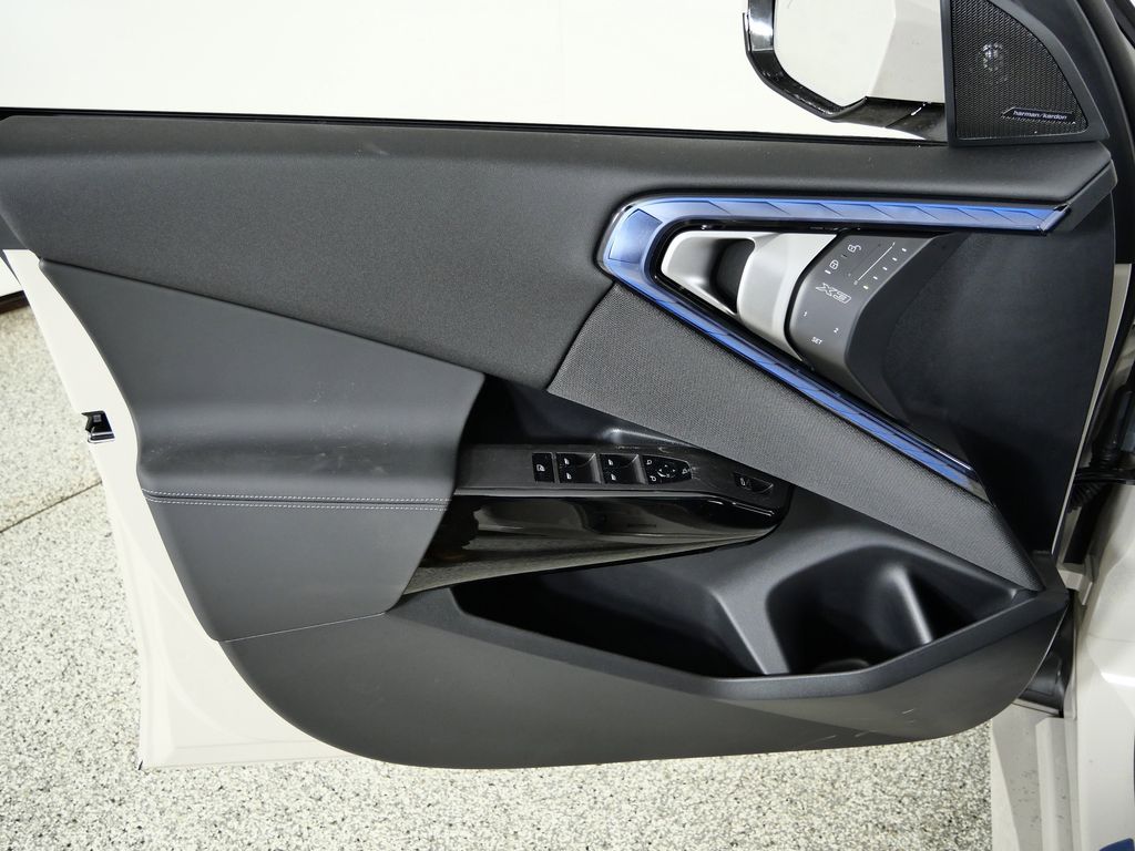 Thumbnail: 2026 BMW X3 - 33