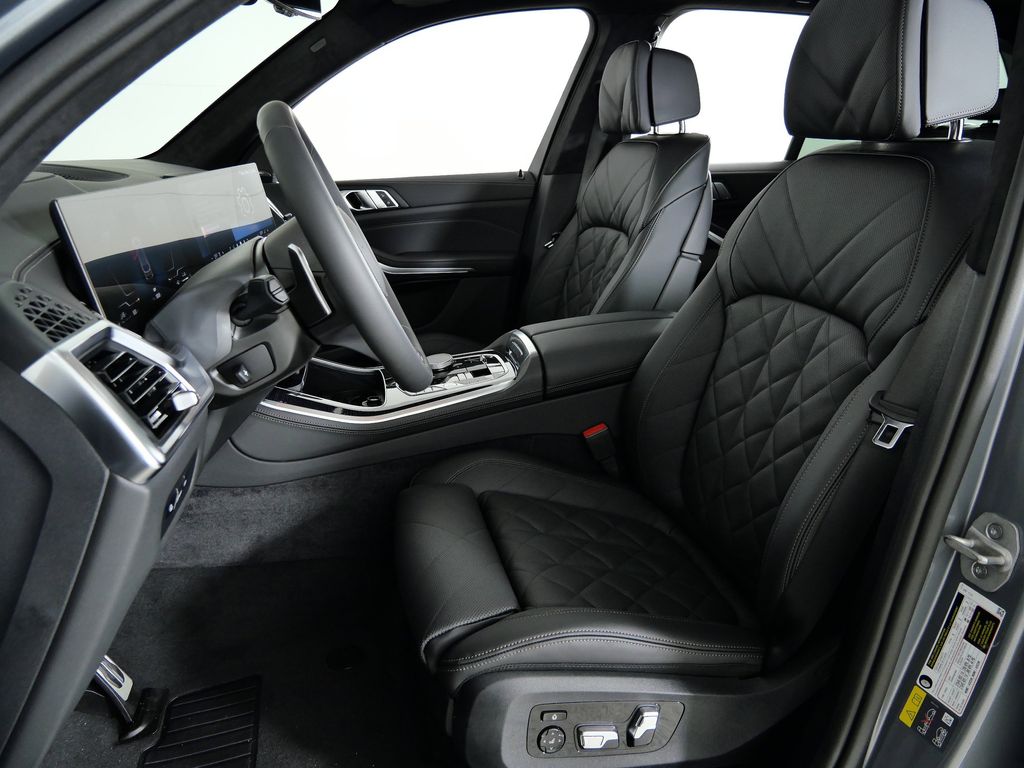 Thumbnail: 2026 BMW X5 - 36