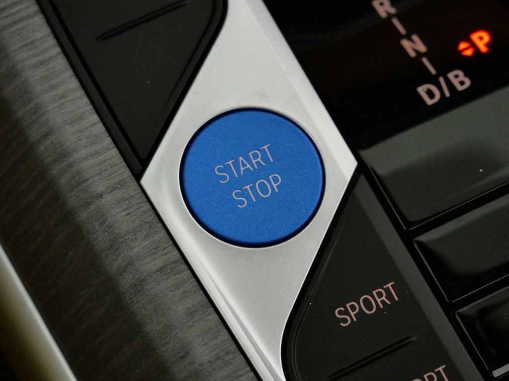 Thumbnail: 2026 BMW i4 - 46