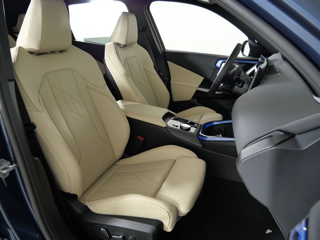 Thumbnail: 2026 BMW X3 - 22