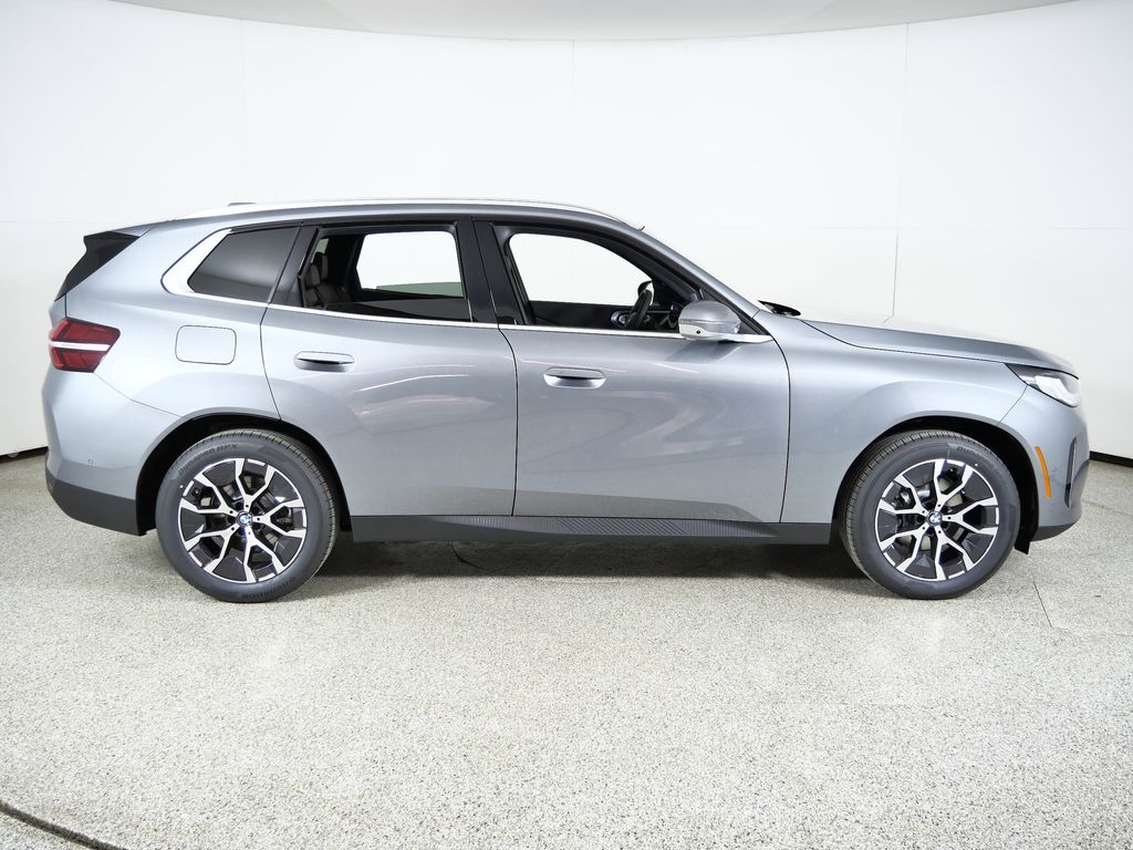 Thumbnail: 2026 BMW X3 - 8