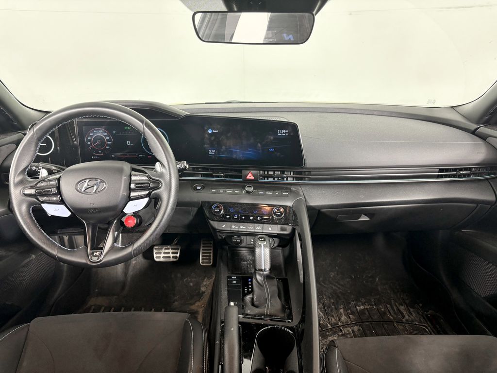Thumbnail: 2022 Hyundai Elantra - 9