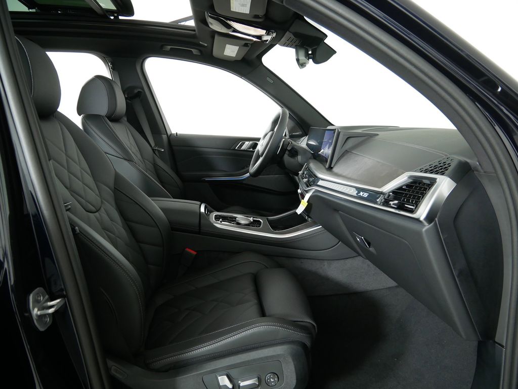 Thumbnail: 2026 BMW X5 - 20