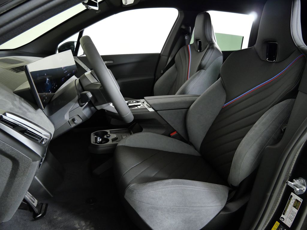 Thumbnail: 2026 BMW iX - 34