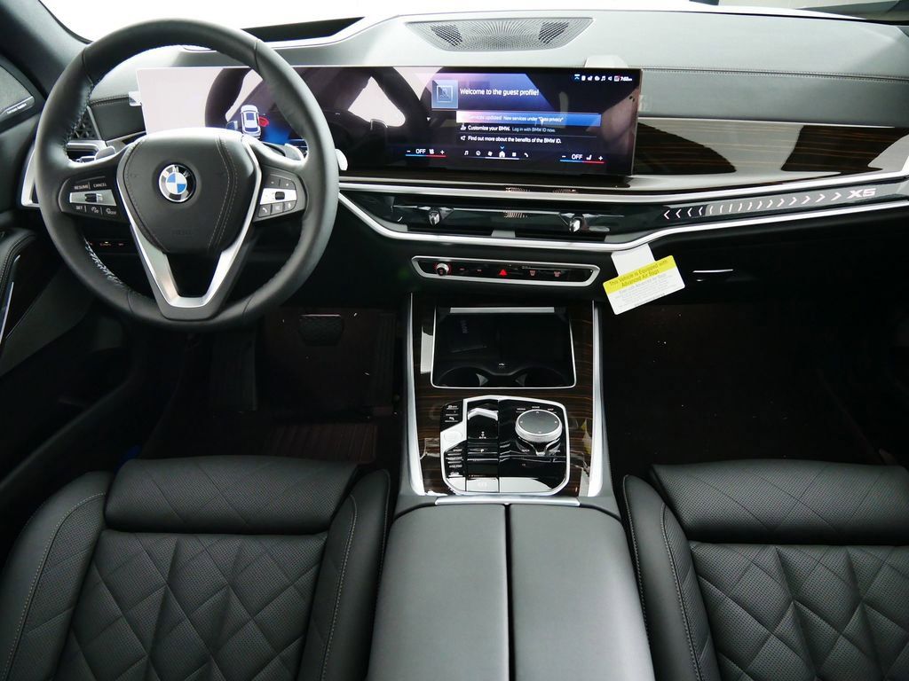 Thumbnail: 2026 BMW X5 - 8
