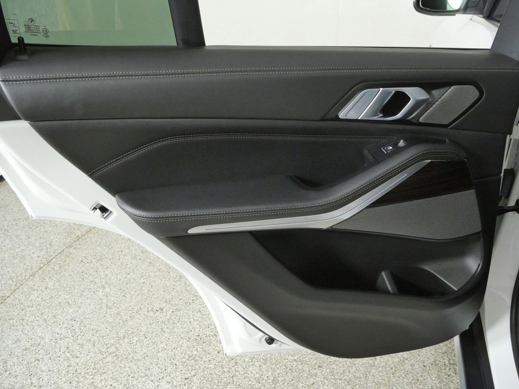 Thumbnail: 2026 BMW X5 - 31