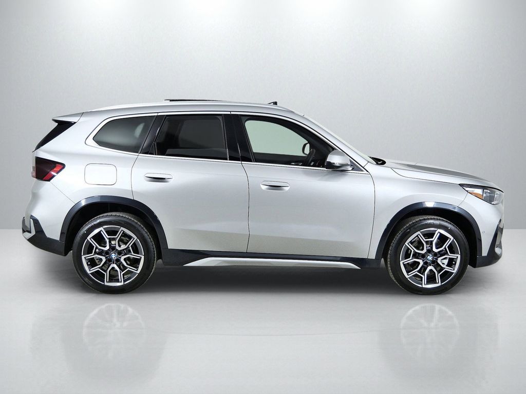 Thumbnail: 2026 BMW X1 - 8
