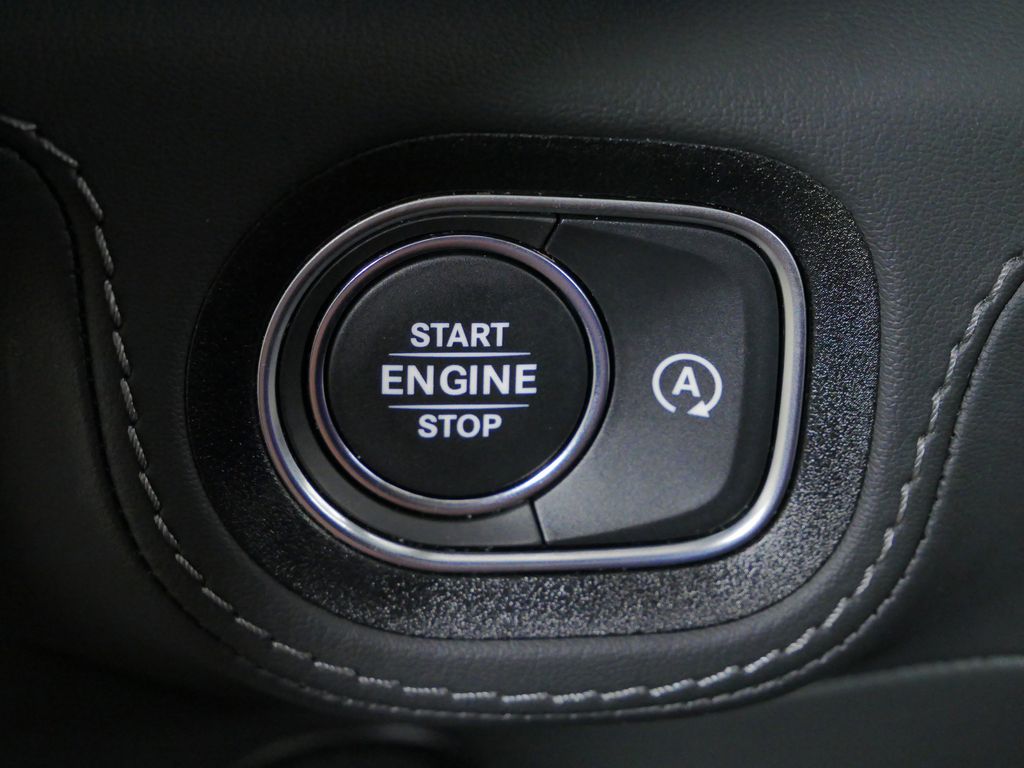 Thumbnail: 2023 Mercedes-Benz GLE - 47