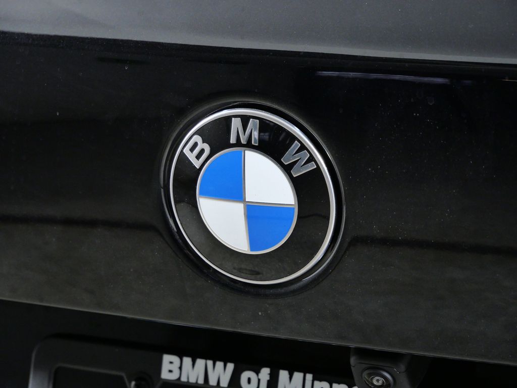 Thumbnail: 2026 BMW X5 - 11